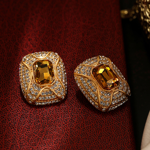 浅柚黄水晶银针欧美轻奢耳环女 方形满锆石 美拉德 轻度风情馆