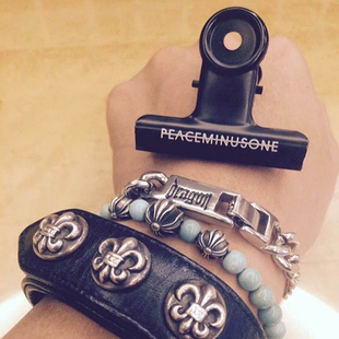 GD权志龙同款PEACEMINUSONE 字母钢印金属装饰书夹子鸭舌棒球帽子