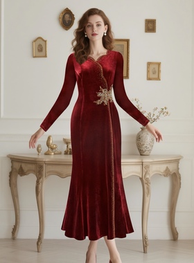 轻奢红色丝绒连衣裙收腰鱼尾裙气质洋气礼服裙-68609