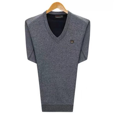 春秋鸡心领薄款纯色中老年打底衫