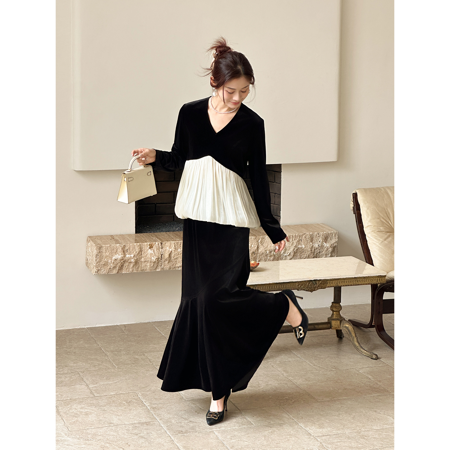 法式荷叶边拼接V领丝绒收腰显瘦上衣小衫黑色丝绒套装鱼尾半身裙