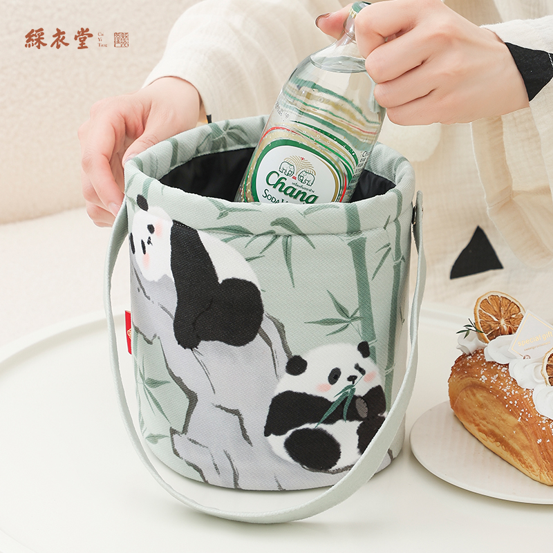 彩衣堂国风可爱熊猫车载多功能收纳垃圾桶筐挂式置物袋宿舍家用AC