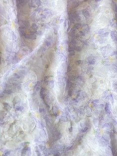 童装 布料 重工立体绣紫花印花雪纺面料烫金条纹连衣裙上衣女装 新品