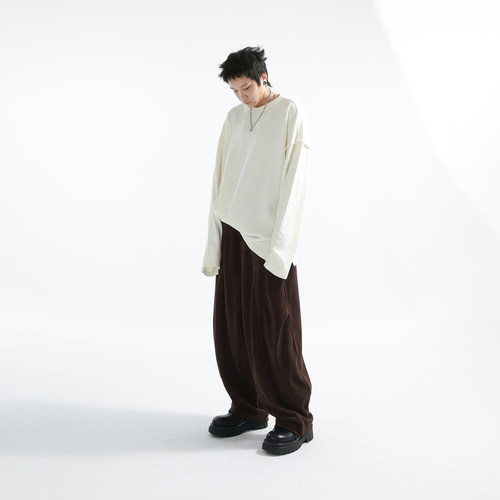 优可丝空气层三色反毛边廓形T恤