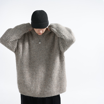 粗支羊毛混纺暖灰圆领开衫毛衣