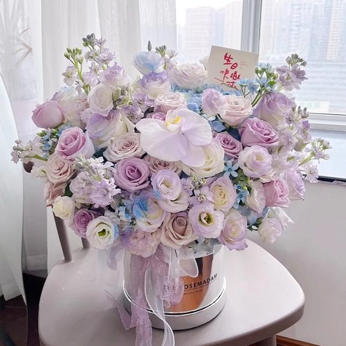 蝴蝶兰绣球抱抱桶花束鲜花同城送