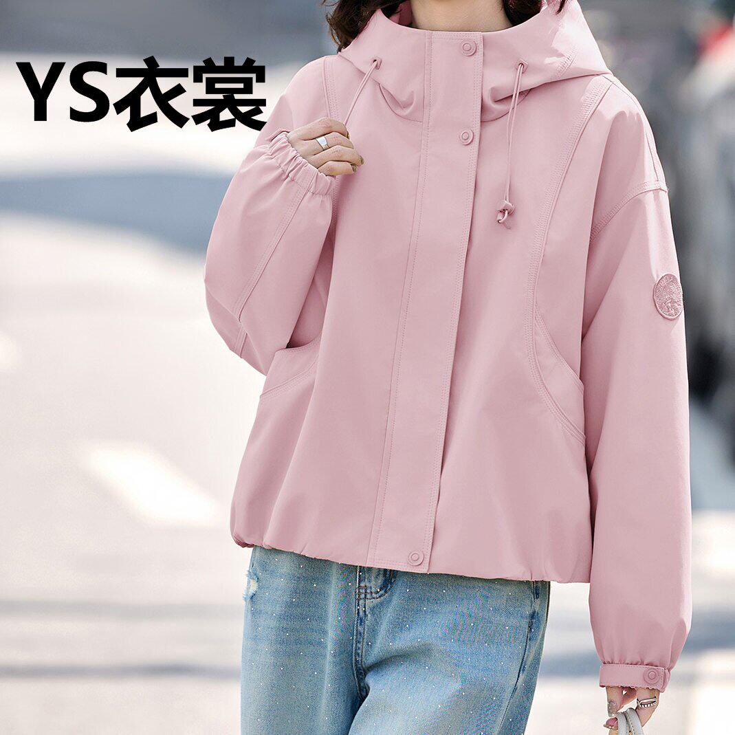 休闲减龄短款外套女春秋2026新款高端时尚连帽风衣小个子夹克上衣