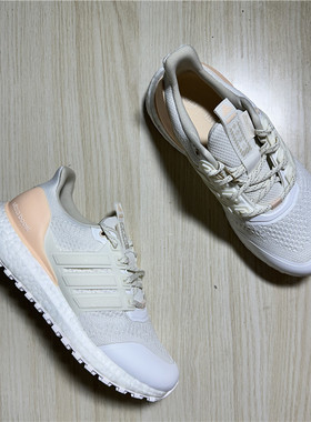 阿迪达斯 Adidas ULTRABOOST DNA GUARD 舒适缓震跑步鞋 H03602