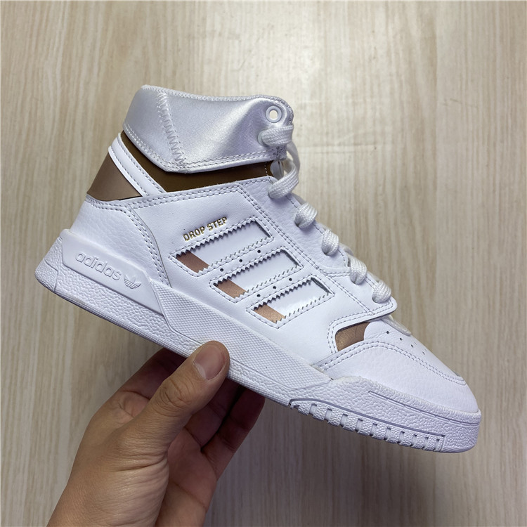 女子复古高帮休闲板鞋