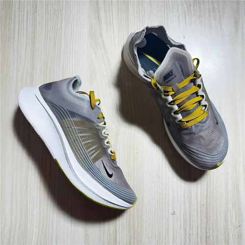 女子轻便缓震马拉松运动跑步鞋