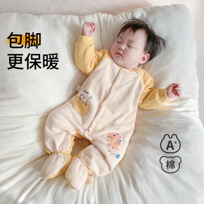 更适合小月龄宝宝的包脚连体衣