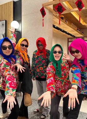 东北网红花布衣服复古套装搞笑姐妹广场舞蹈秧歌伴娘网红年演出服