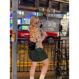 阿周家大码小猫后背系带网纱T恤女胖MM早春设计感个性百搭上衣