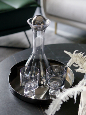 极简现代轻奢玻璃酒具托盘摆件烟灰色酒瓶酒杯餐厅样板间会所装饰