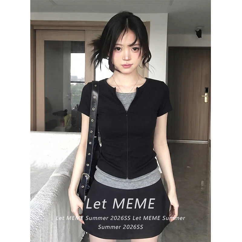 黑色假两件v领正肩短袖t恤女夏季2026新款设计感修身紧身短款上衣