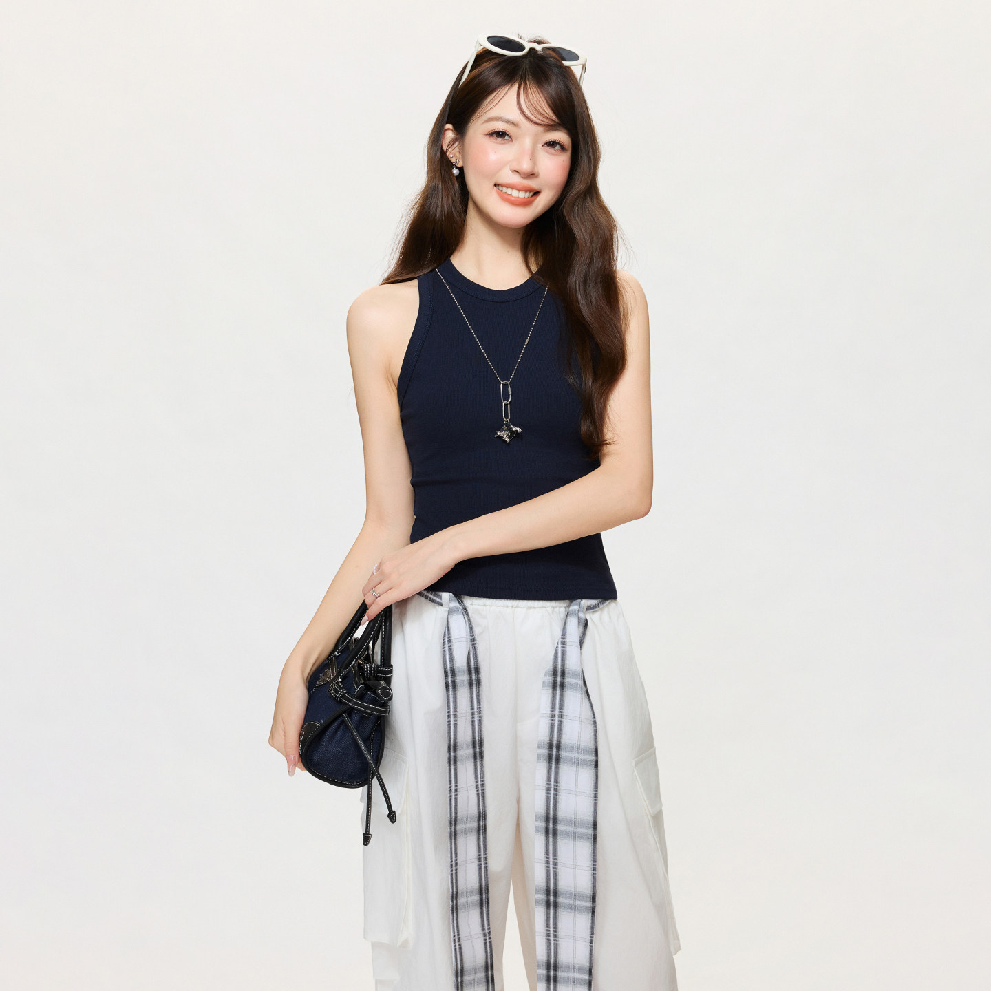 韩系辣妹纯色吊带背心女装夏季2026新款内搭可外穿遮副乳无袖上衣