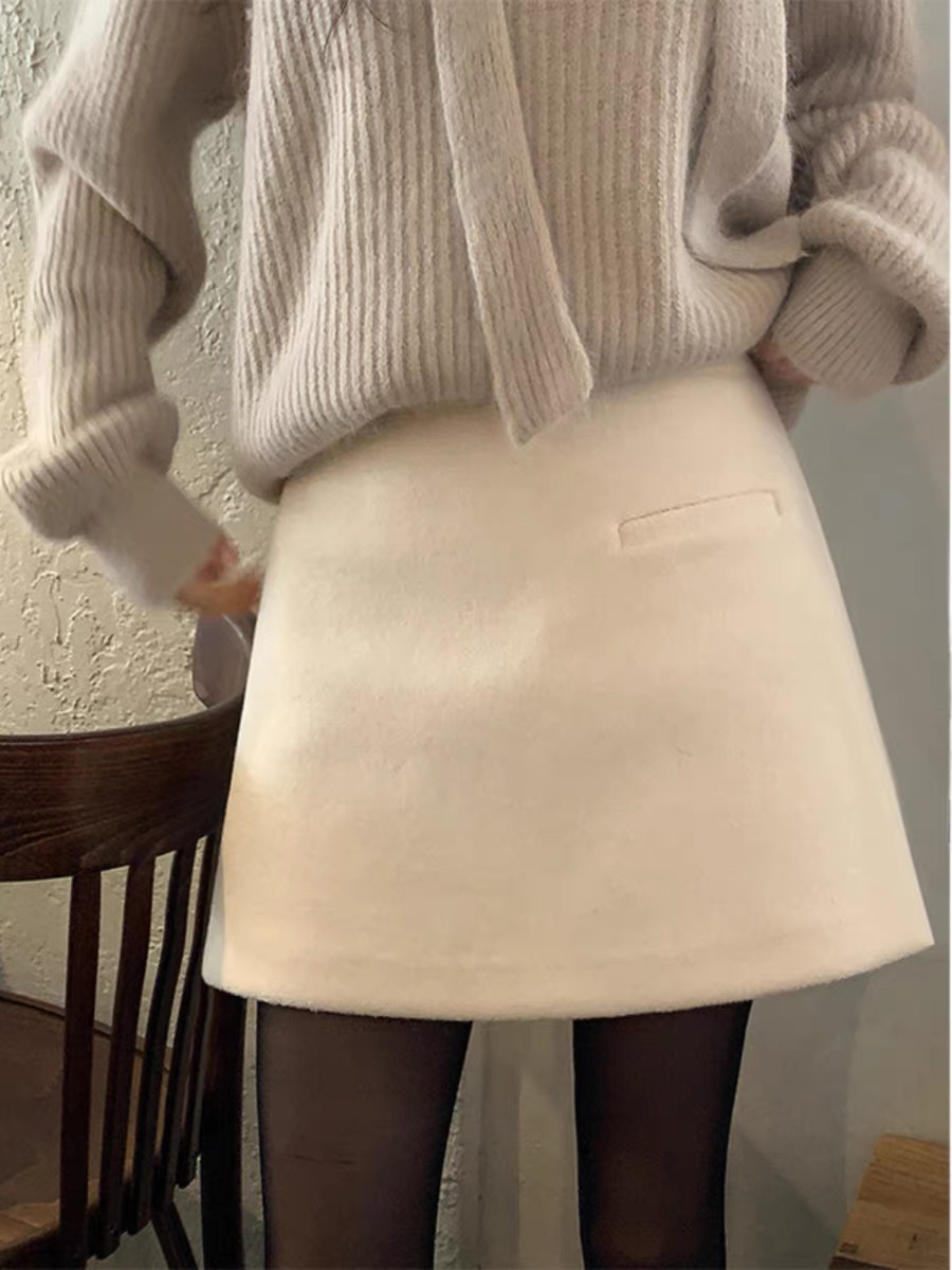毛呢短裙女2025新款秋冬款小个子高端欧货洋气半裙加厚a字半身裙