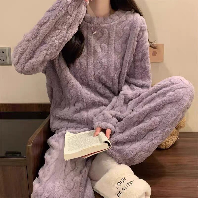 新款法兰绒睡衣女士加厚珊瑚绒保暖套装套头大码可外穿家居服冬季
