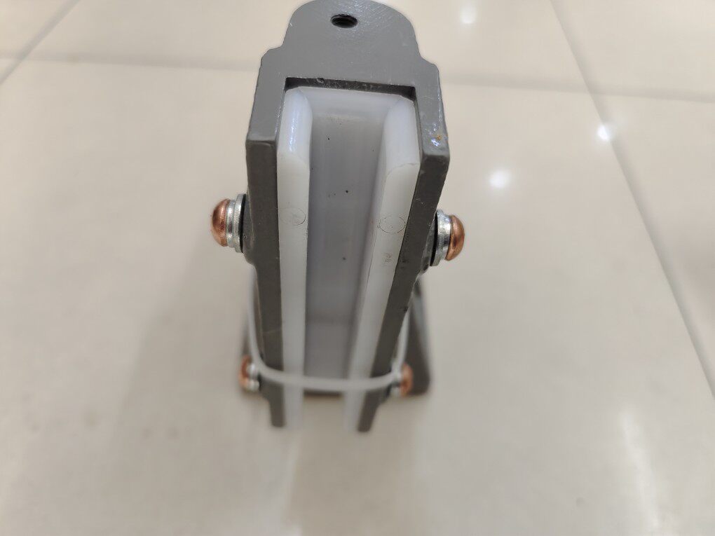 k604089e 导轨矫正导靴迅达轿厢滑道迅达5500电梯轿厢固定导靴