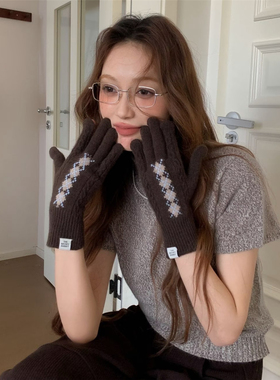 搭配吸睛 ｜含羊毛针织菱格花手套女冬季可触屏防寒长款五指手套