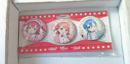 日谷散aiscream冰淇淋lovelive黑泽露比上原步梦若菜四季吧唧一套