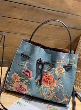 汉元素超纤高仿真皮刺绣包女包汉服国风斜挎包古风休闲百搭旗袍包