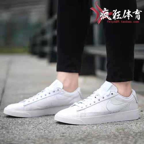 休闲板鞋Nike低帮白色复古