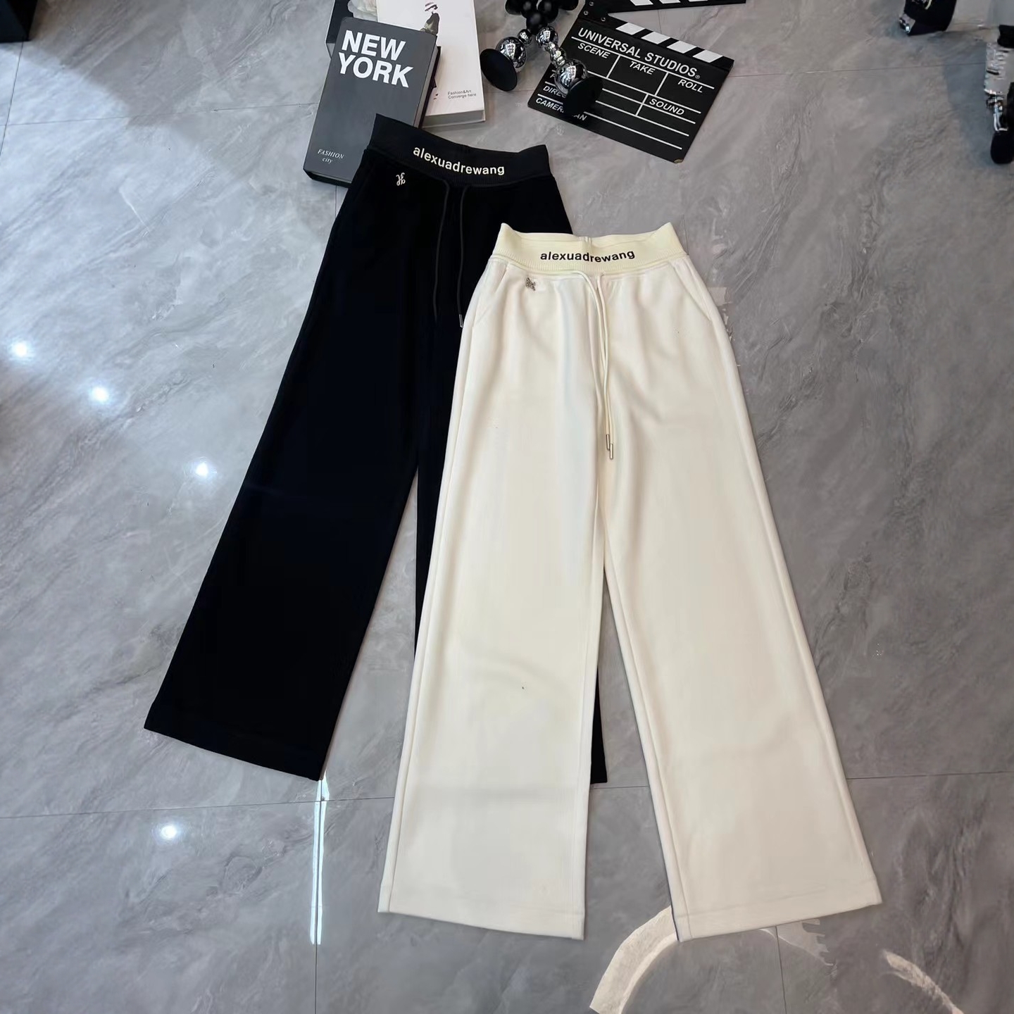 字母印花松紧腰百搭阔腿裤