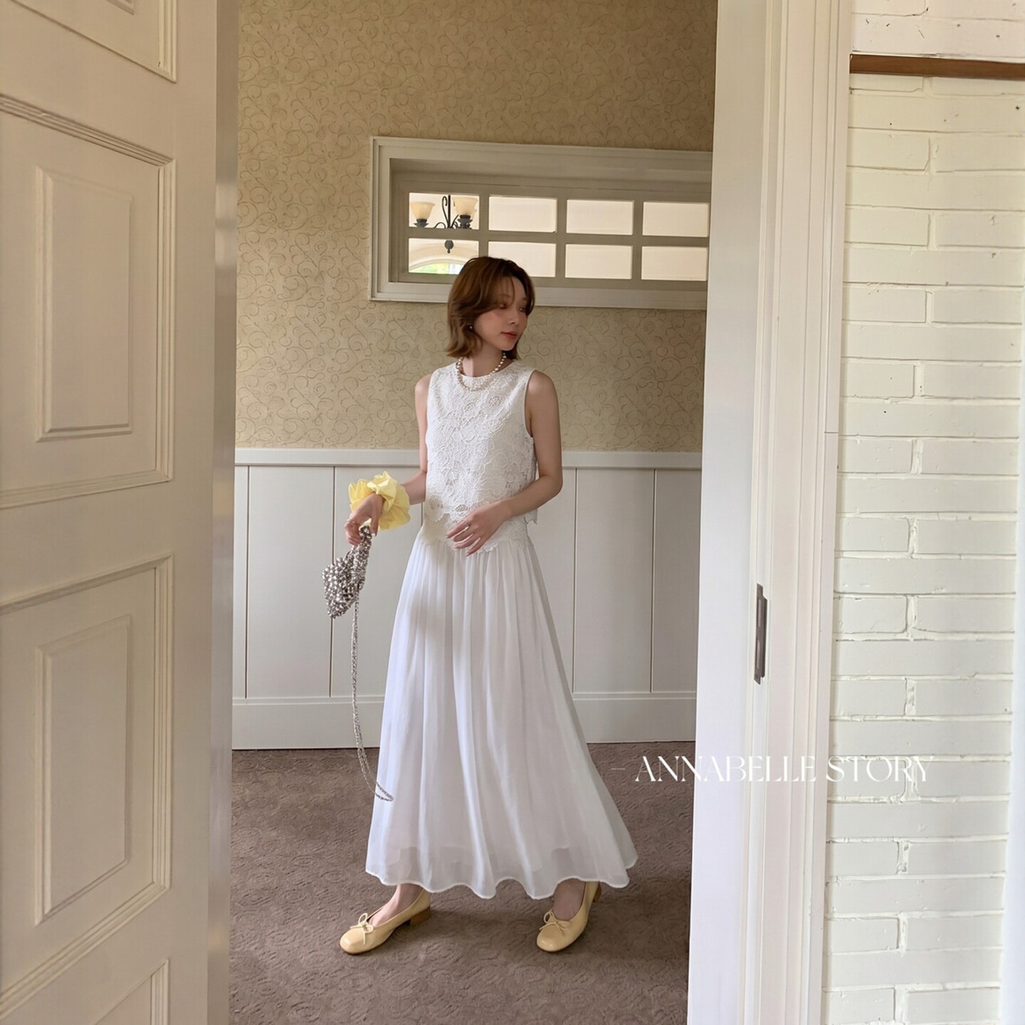 2026夏季新款温柔风蕾丝背心上衣女高腰显瘦中长款半身裙两件套