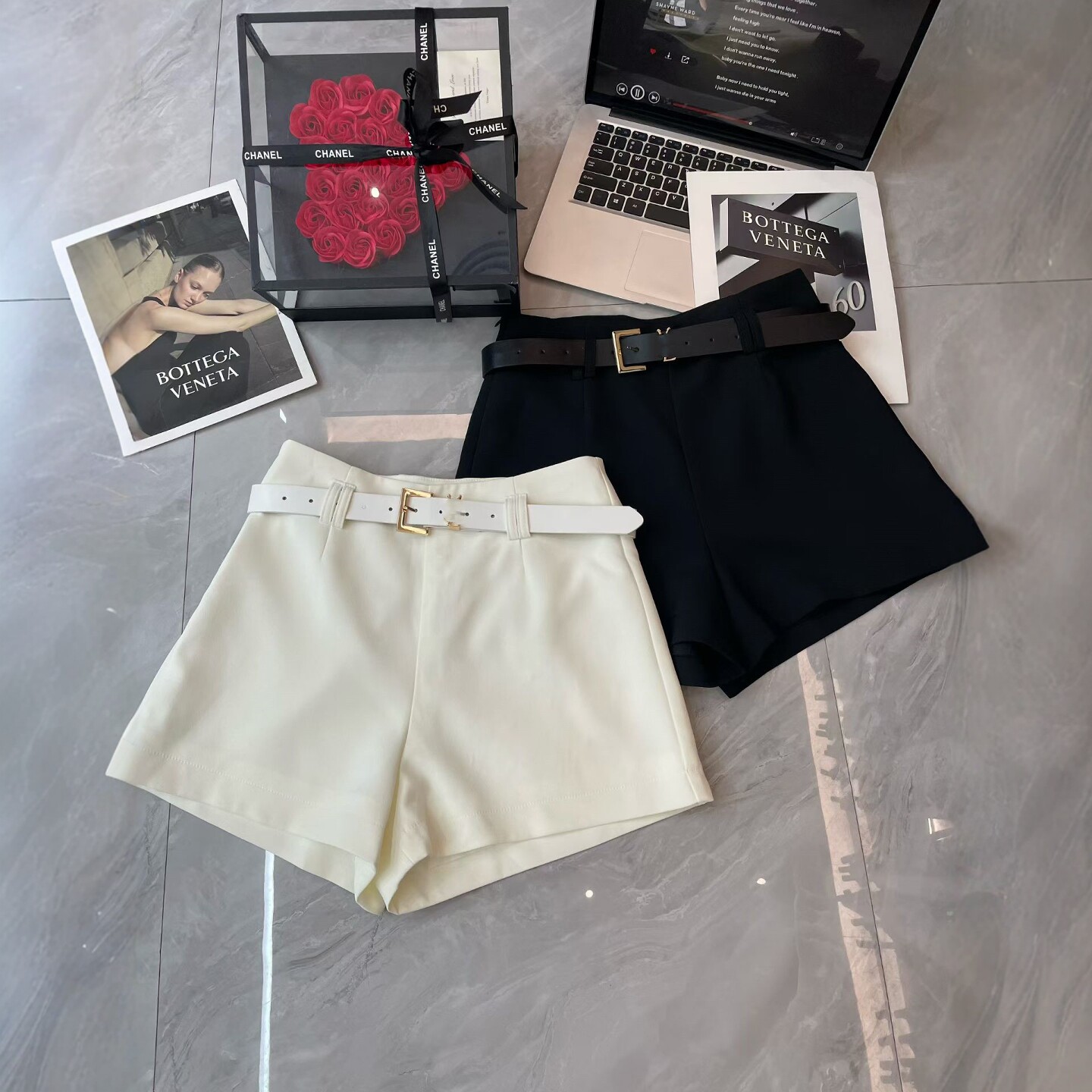 2026夏季新款打底靴裤女韩版小众气质高腰显瘦百搭A字西装短裤潮