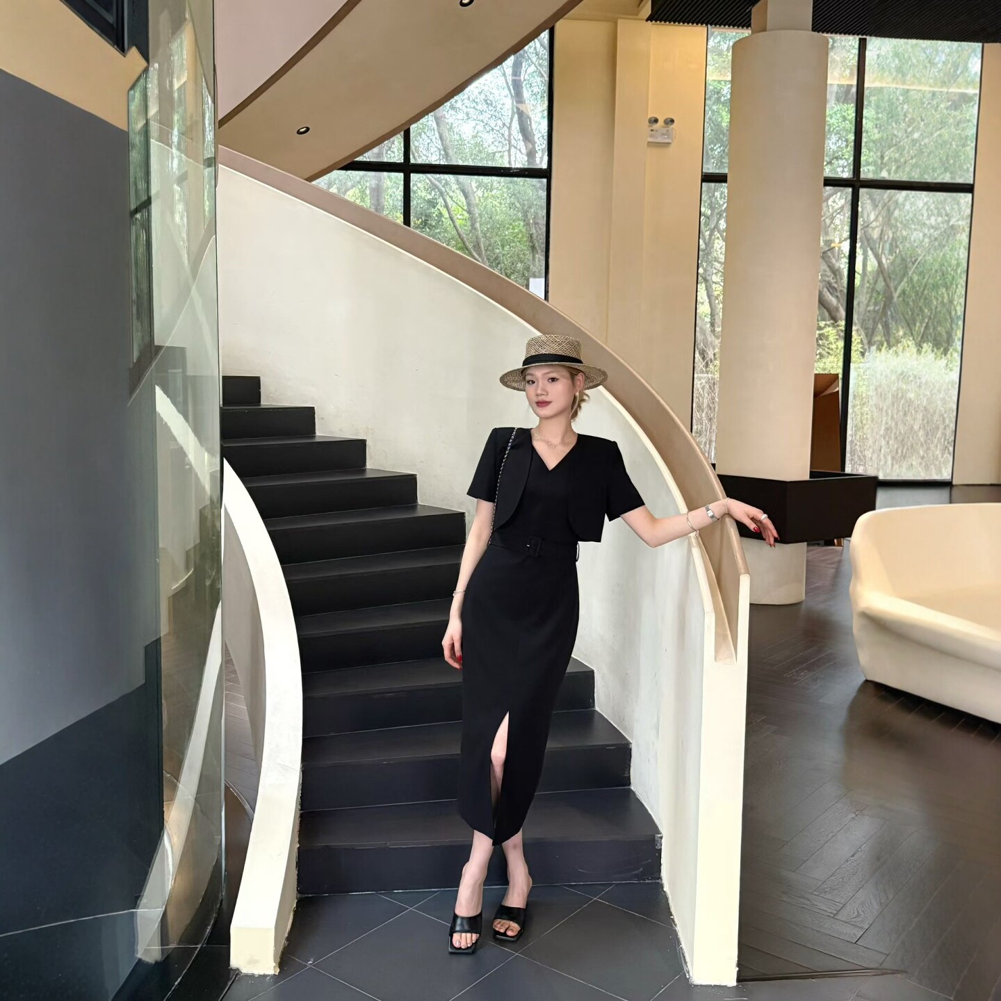 2026春夏新款西装长裙女韩版轻熟风气质V领收腰显瘦小女人连衣裙