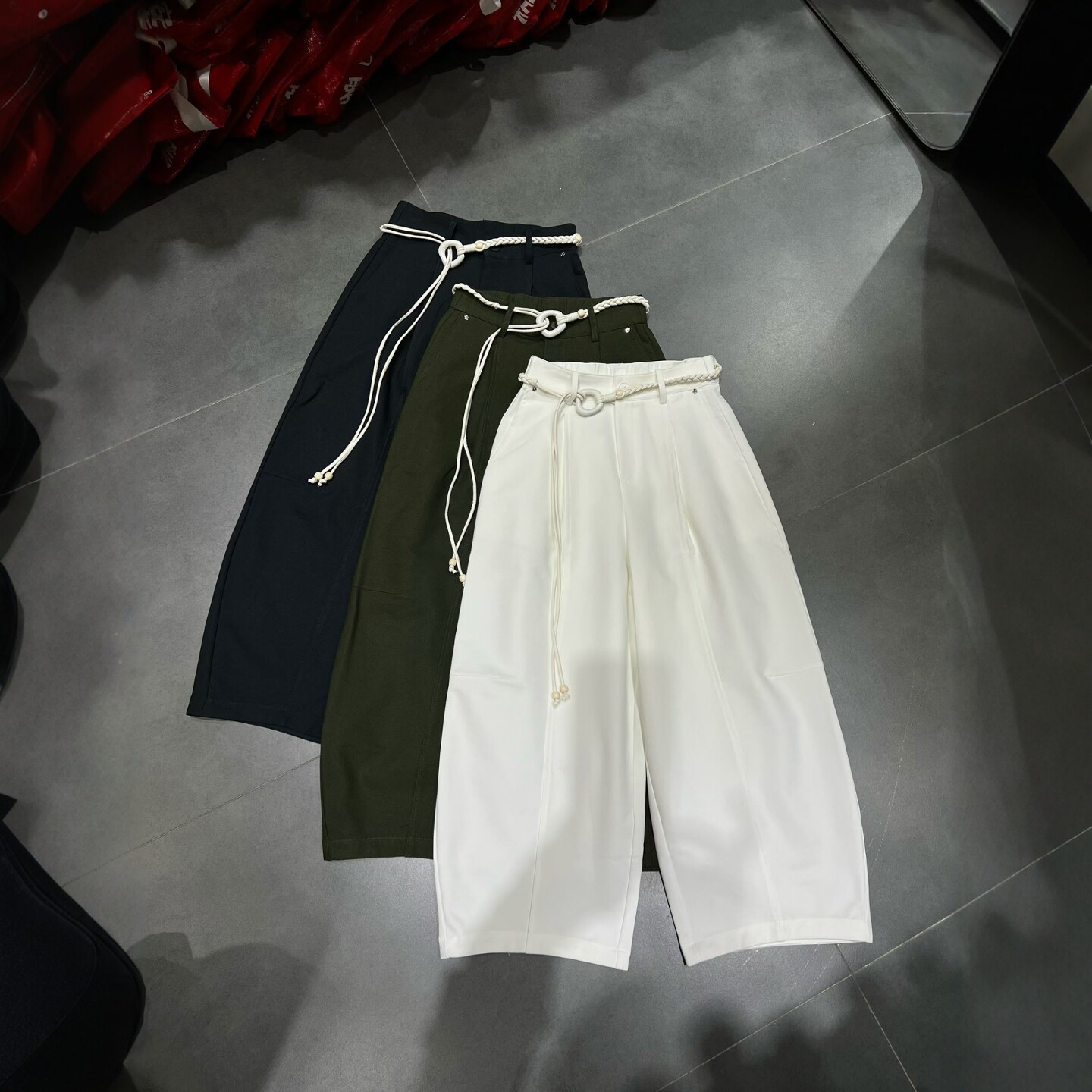 欧洲站2026春季新款直筒裤女韩版系带高腰宽松显瘦百搭休闲阔腿裤