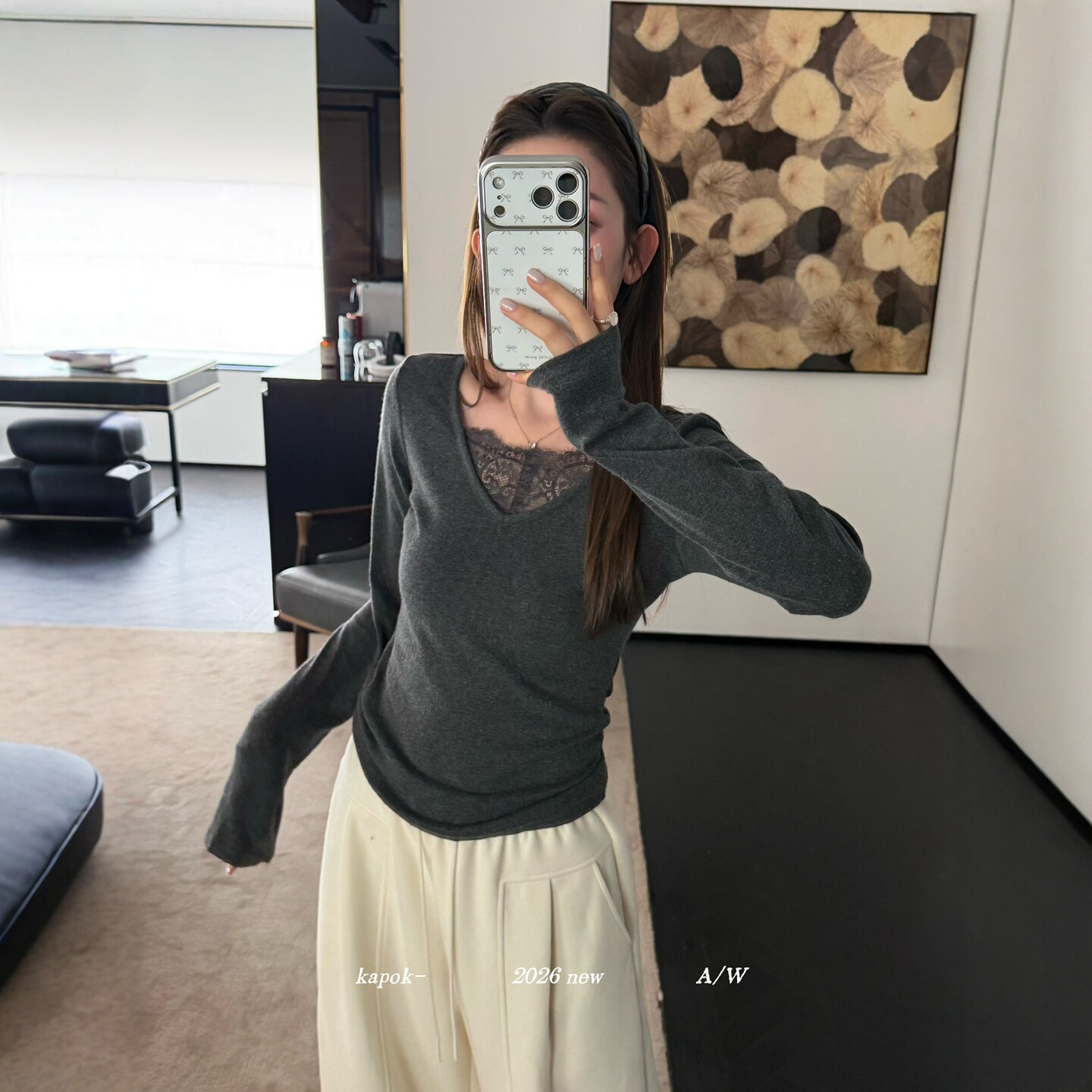 V领蕾丝拼接打底衫T恤女
