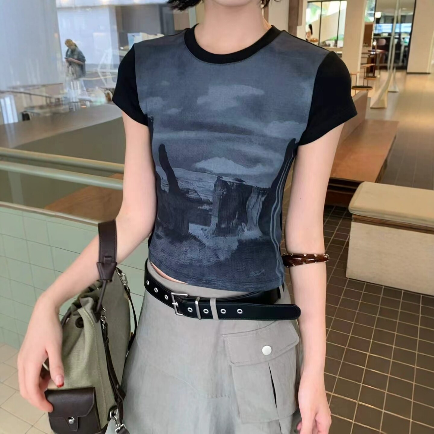 辣妹风复古印花短款T恤女