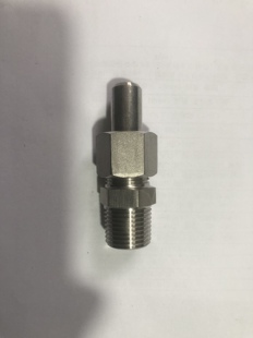 对焊式直通螺纹终端接头1/4NPT-14mm变送器焊接活接头1/2NPT-14mm