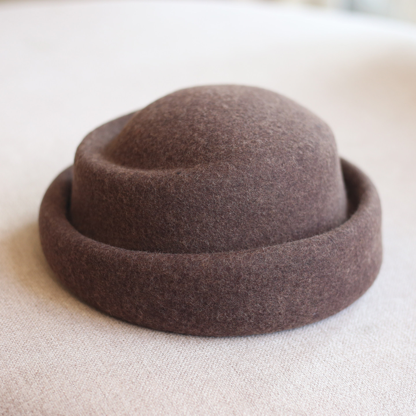 日系复古羊毛呢贝雷帽女秋冬法式优雅卷边小礼帽保暖显脸小百搭