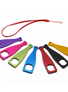 B款黑色塑胶扳手+挂绳，适合GP50系列的CNC铝合金螺丝 GOPRO配件