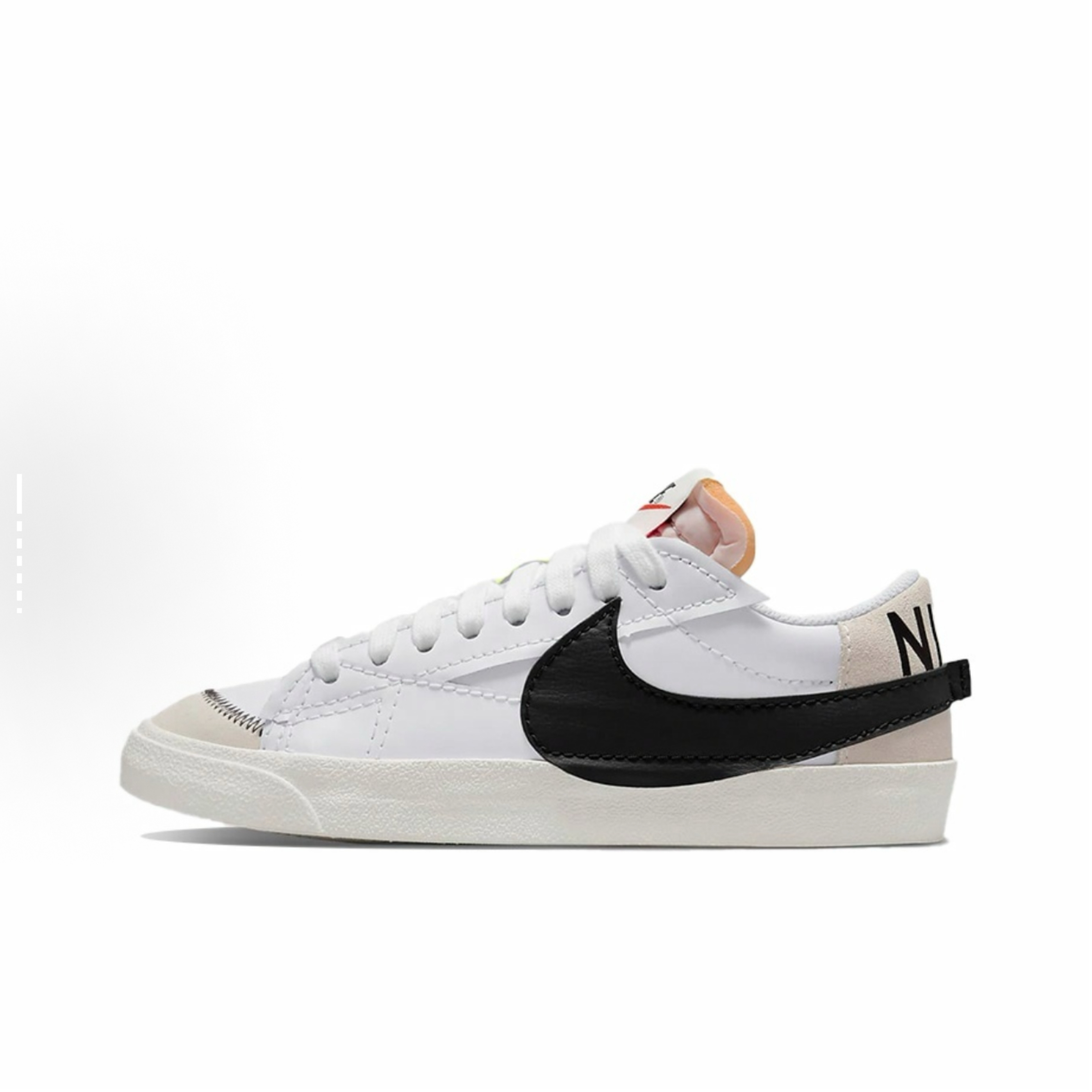 Nike Blazer Jumbo 低帮 板鞋 男款 白黑色DN2158-101
