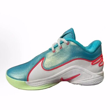 Nike LeBron 22 “Christmas” 低帮 篮球鞋 男款 绿白红