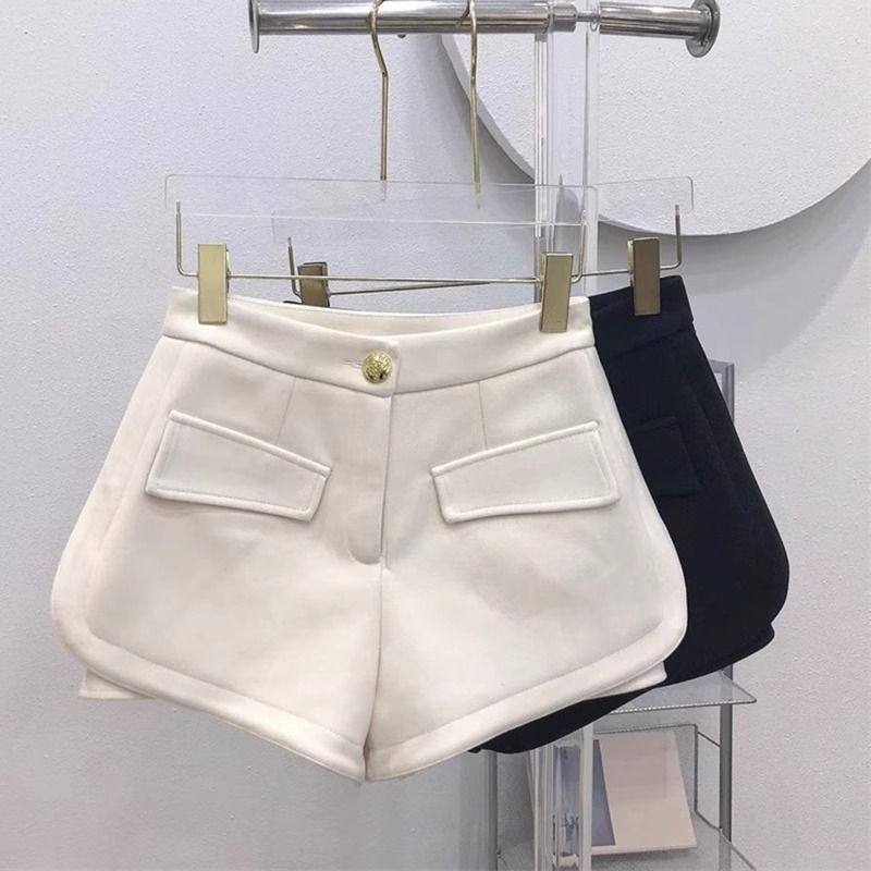 白色毛呢a字短裤加厚高腰显瘦