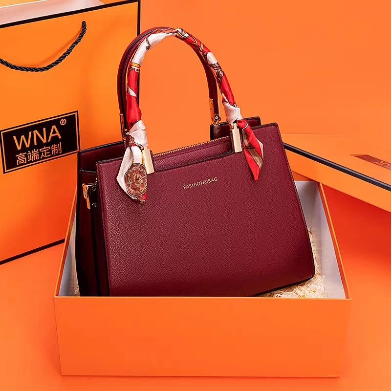 礼盒装软皮托特手提女包新款中年女士包包大容量妈妈包喜婆婆婚包