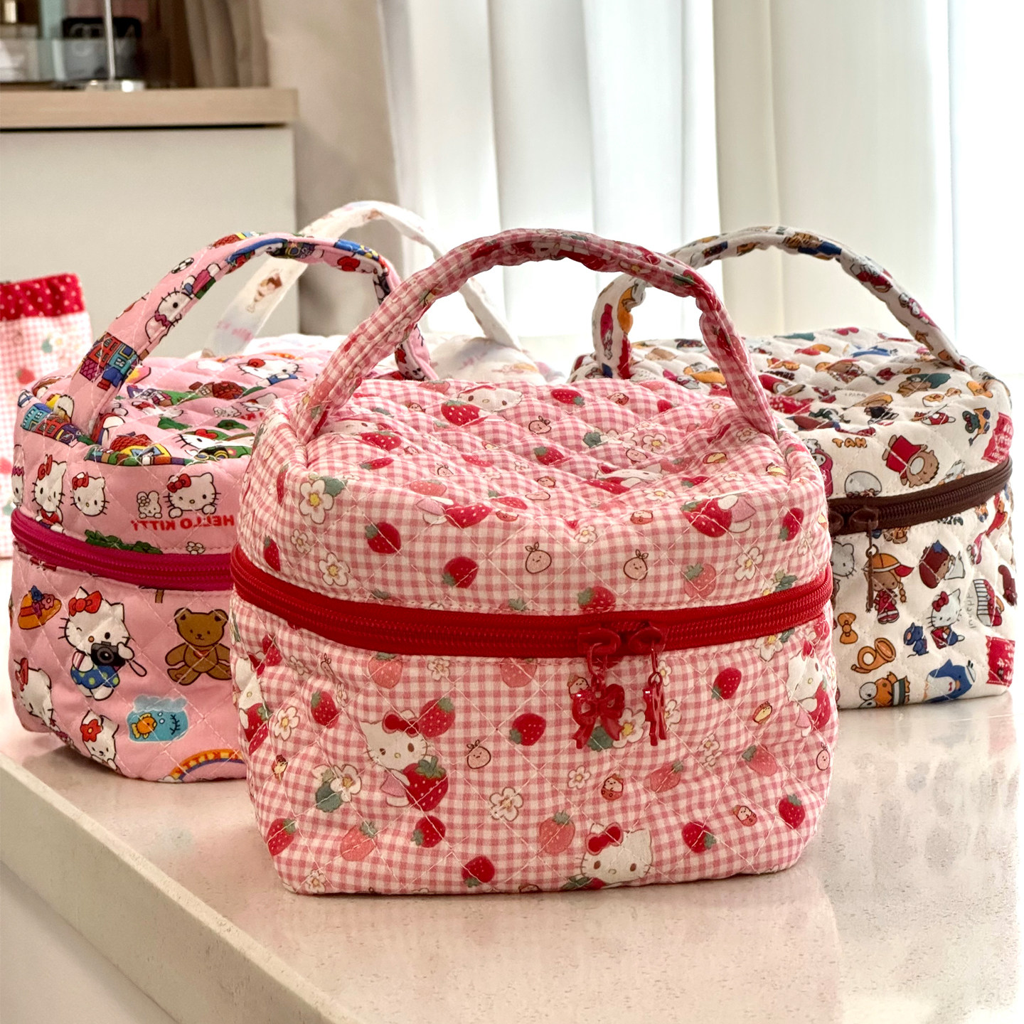 Hellokitty手提化妆包日系卡通