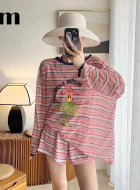 2025新款泳衣女甜美卡通小胸学生保守遮肚显瘦度假温泉泳装三件套