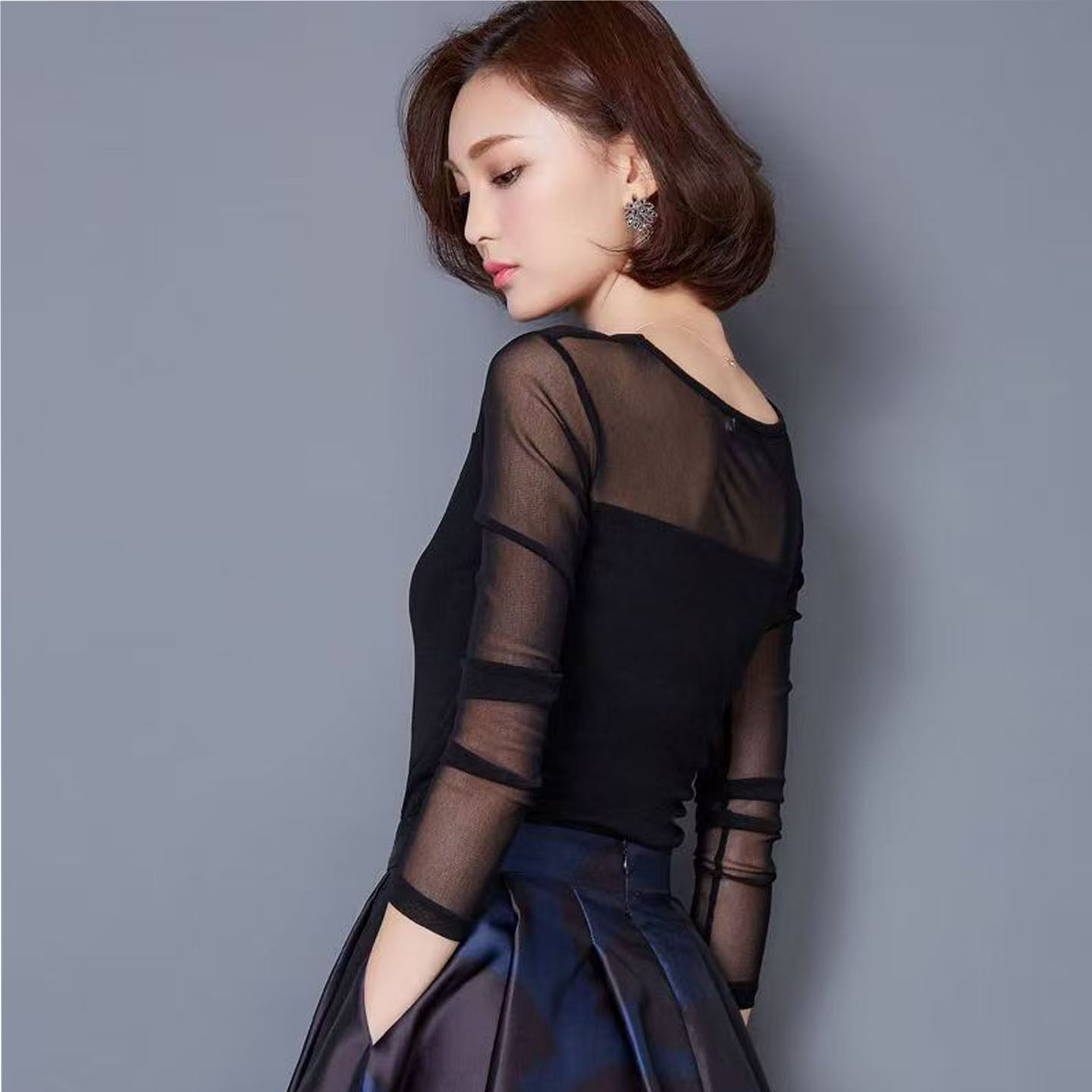 春秋薄款纱衣新款时尚百搭网纱上衣女t恤洋气修身显瘦极简沙t莎t