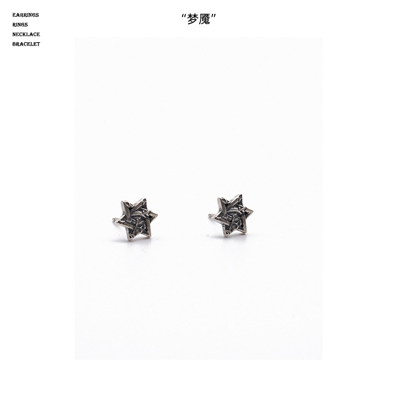 通体s925纯银暗黑风耳钉