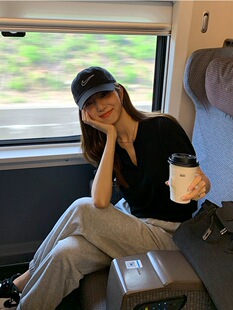 T恤 25年春夏新款 冰丝V领针织衫 女镂空防晒空调罩短袖 冰丝上衣薄款