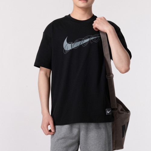 Nike男子运动休闲舒适短袖T恤