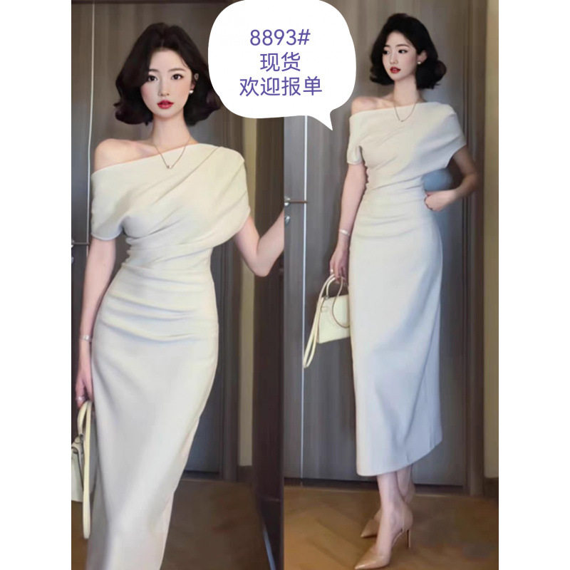 2025露肩收腰褶皱性感连衣裙子气质女装夏季法式小礼服长裙连身裙