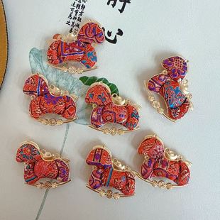 非遗手工宋锦小马车挂包挂配饰diy材料包生肖马发饰胸针新年礼物