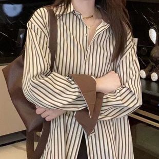2024年早春装 竖条纹衬衫 女长袖 设计感小众复古港味叠穿衬衣女 新款